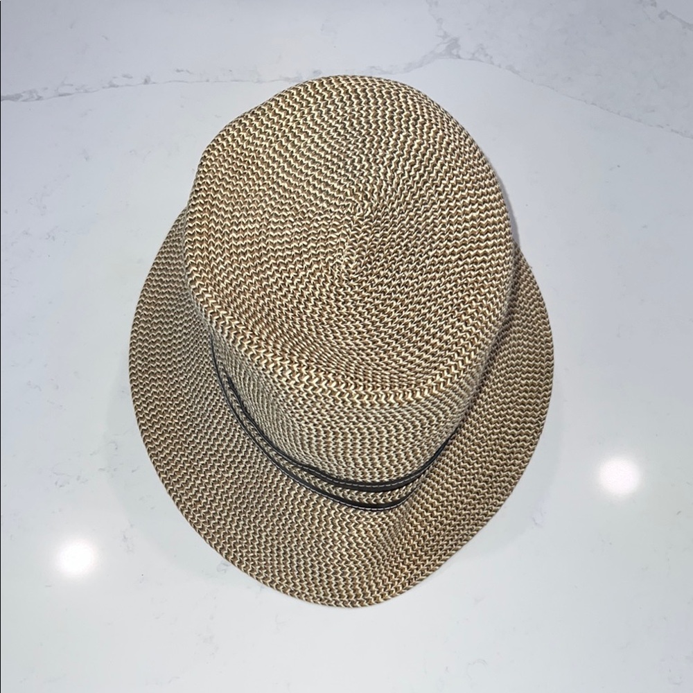 🛍️ 3 for $20 🛍️ - NWOT - Nine West Tan and Cream Woven Hat